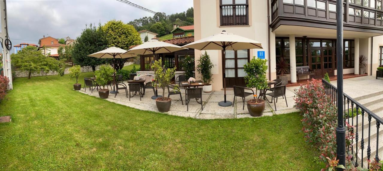 Hotel La Boriza Andrin Bagian luar foto