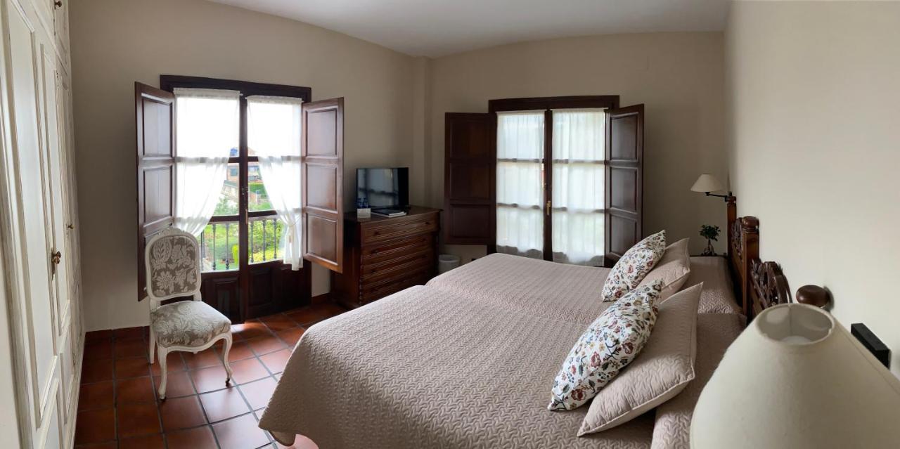 Hotel La Boriza Andrin Bagian luar foto