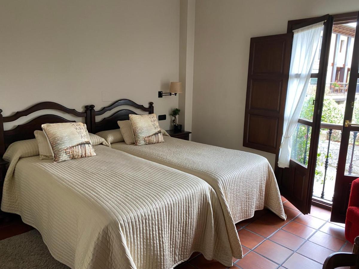 Hotel La Boriza Andrin Bagian luar foto