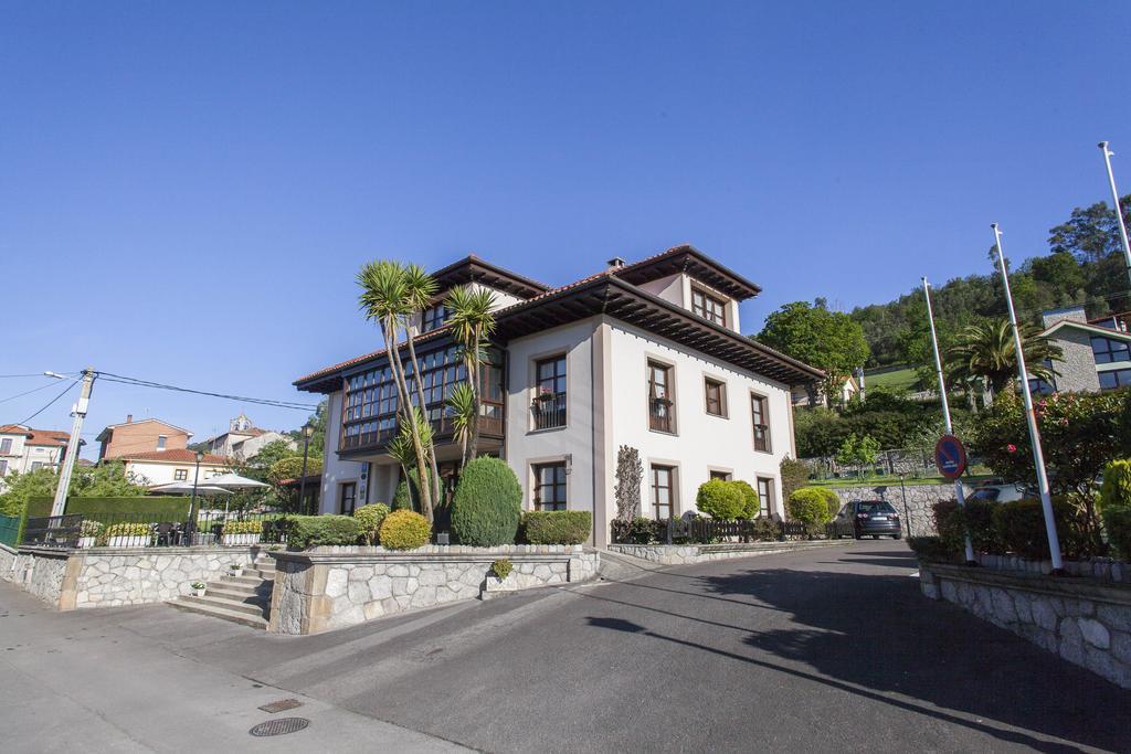 Hotel La Boriza Andrin Bagian luar foto